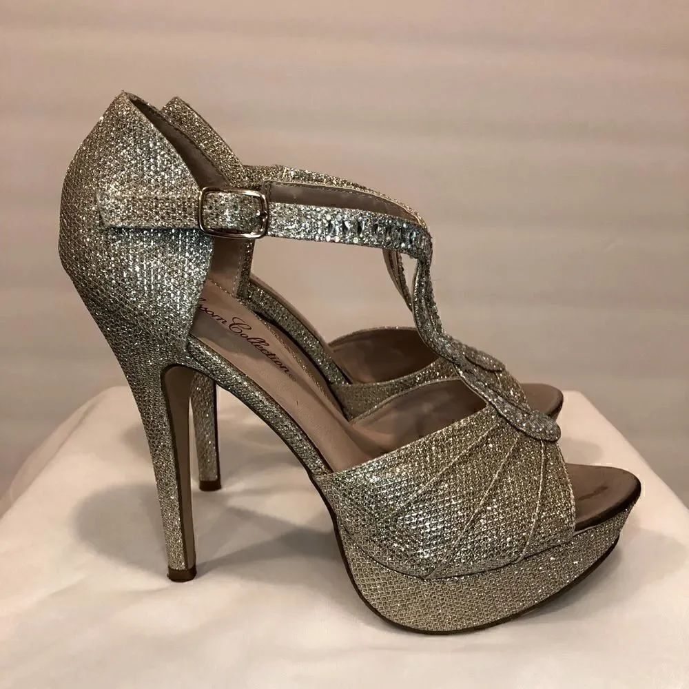 De Blossom Collection Alina nude/gold Strappy heels - Picture 6 of 15